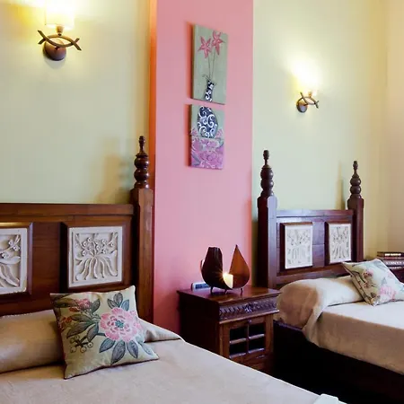 Otel Regency Country Club, 3*