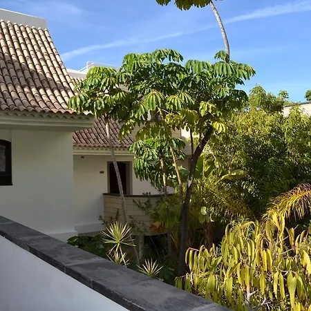 Regency Country Club, Otel 3*