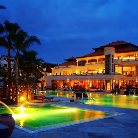 Regency Country Club, 3*