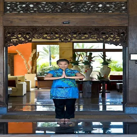 Regency Country Club, 3*